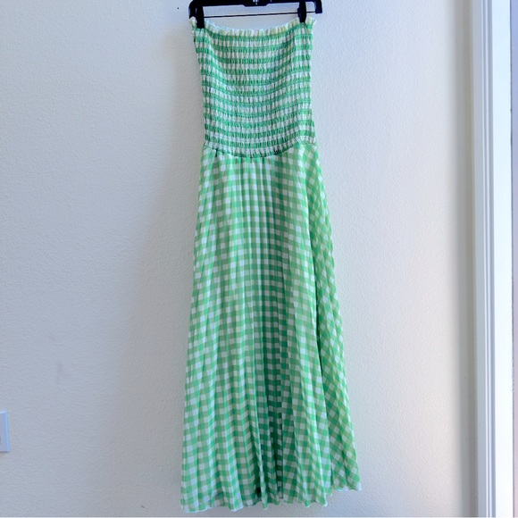 Dresses & Skirts - Strapless gingham green maxi Size 4